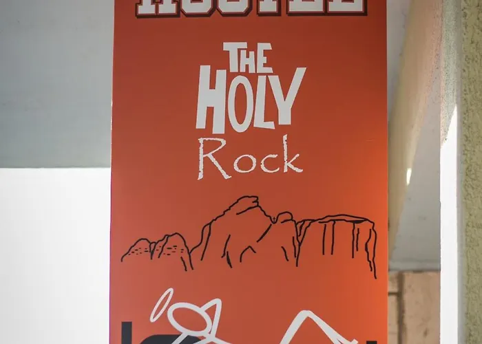 旅馆 The Holy Rock - At Meteora 卡兰巴卡